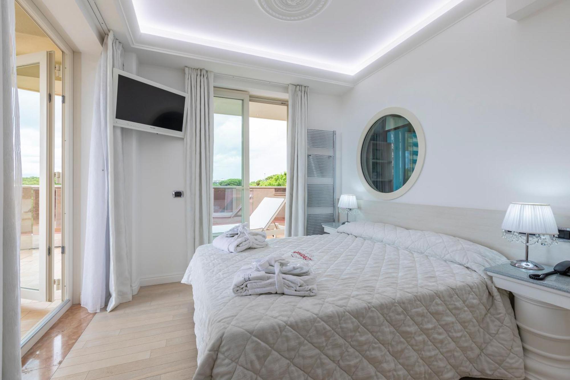 מילאנו מריטימה Boutique Hotel Paradiso Bovelacci מראה חיצוני תמונה