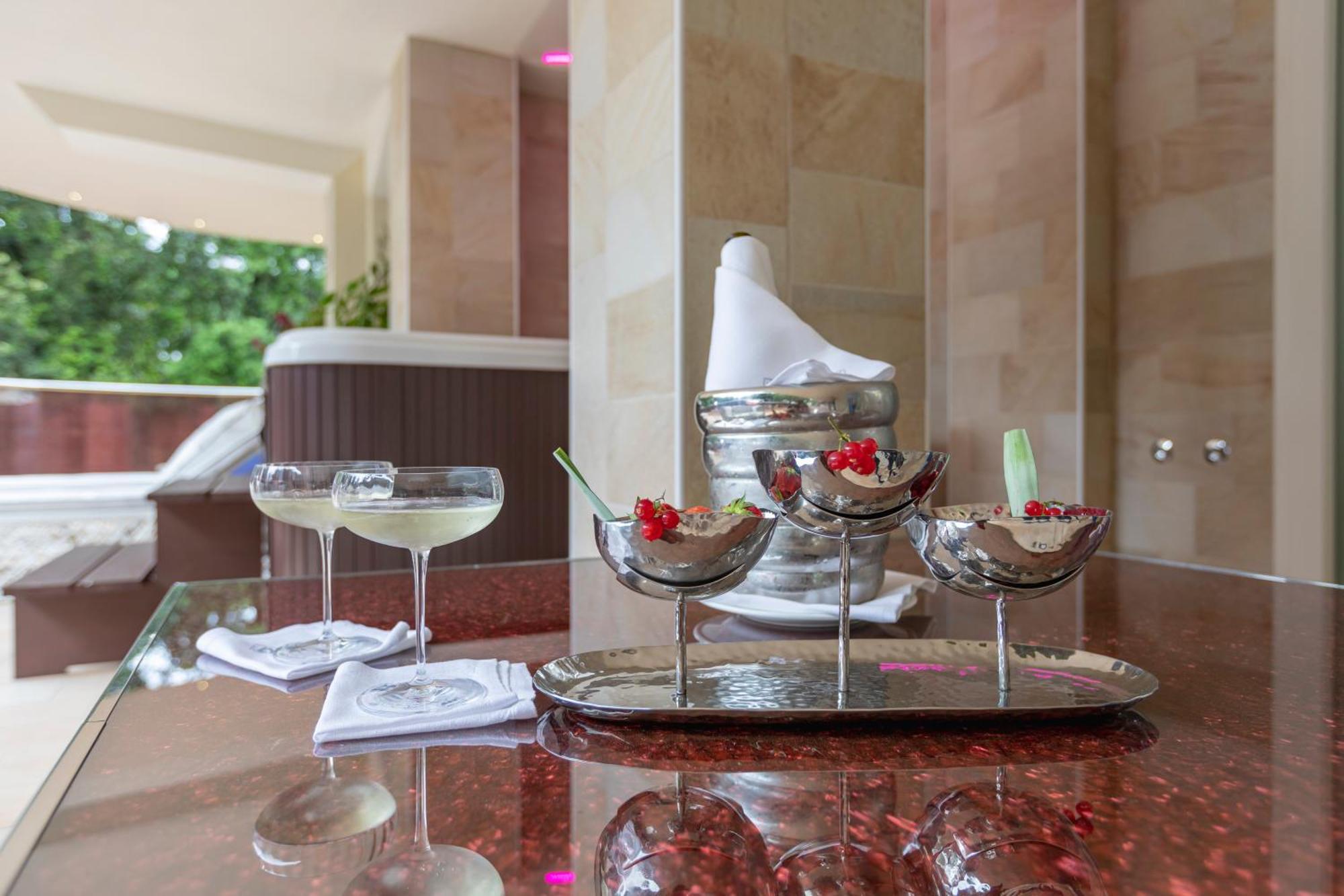 מילאנו מריטימה Boutique Hotel Paradiso Bovelacci מראה חיצוני תמונה